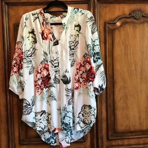 Lane Bryant- Melissa McCarthy Seven7 blouse- 1X